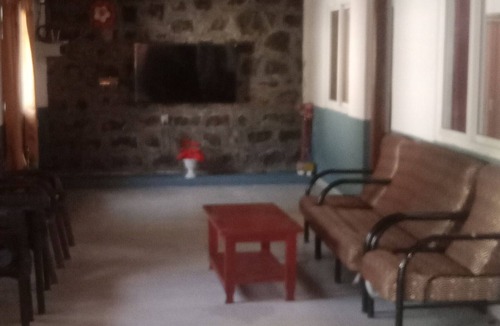 Kotagiri Bed & Breakfast | Varshinicottage,bed& brakefast Aravenu Kothakiri