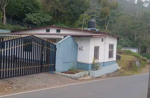 Kotagiri Bed & Breakfast | Varshinicottage,bed& brakefast Aravenu Kothakiri