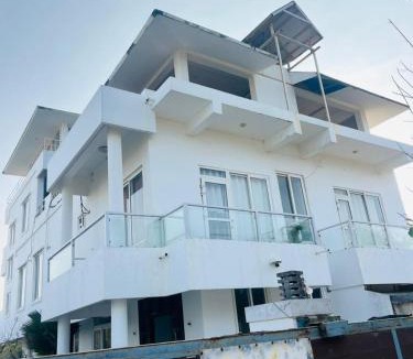 Mahabalipuram Beach Hotel | Velora Villa Mahabs