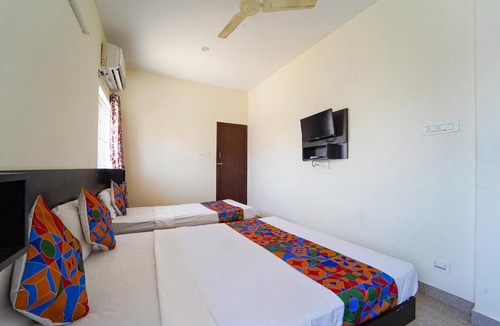 Coimbatore Hotel | Via Aarudhra Residency - Coimbatore Airport