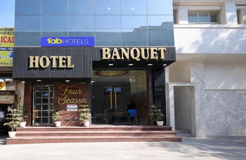 South West Hotel | Via Four Season