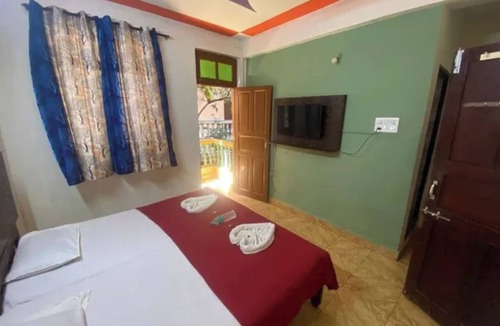 Calangute Hotel | Via Kajal