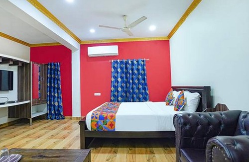 T Nagar Hotel | Via Lloyds Inn
