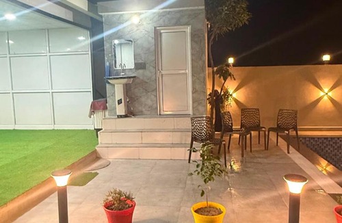 Sitapura Villa | Vidyansh Farms Private Pool Farmstay