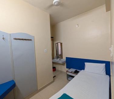 Chickpet Hotel | Vinayaka Lodge
