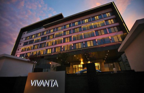 Sholinganallur Hotel | Vivanta Chennai IT Expressway OMR