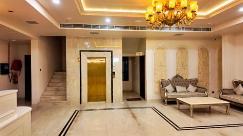 Tiruvannamalai Hotel | VSeven Hotels