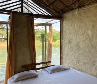 Arambol Hotel | Wake by the lake cottages