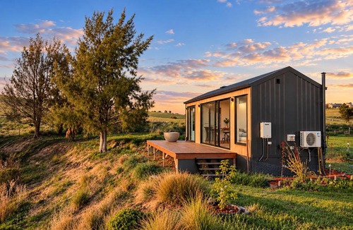 White Rock House | Waterfront Cabin Farm Escape