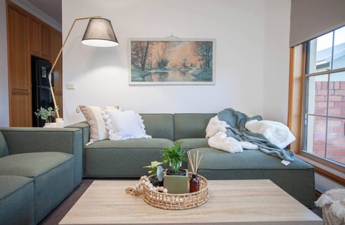 Horsham House | Welcome to your home away from home, perfectly located across from Wimmera Hospital in Horsham