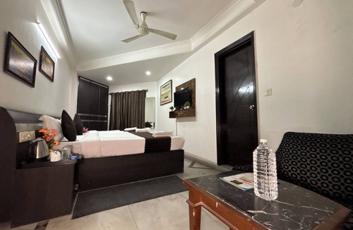 Mahipalpur Hotel | Welcoming 15-bedroom hotel the delhiaerocity inn New Delhi