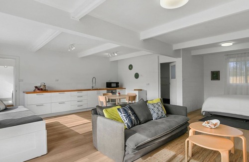Gerringong House | Werri Heights - great family home including your pet