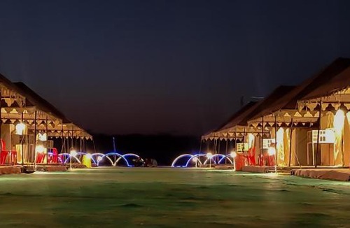 Bhuj Hotel | White Desert Camp