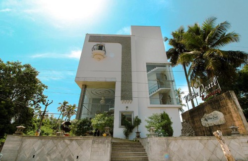 Kuilapalayam Hotel | White Pearl Residency