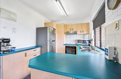 Alexandra Headland Apartment | Windarra Alex Headland Family Stay