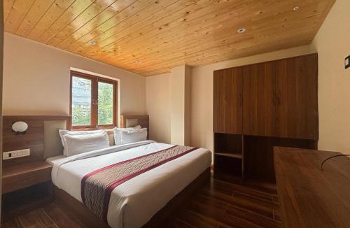 Pelling Hotel | Wisteria Crystal Manor