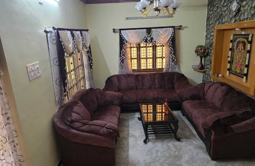 Peelamedu House | Woodland Cottage, Fabulous 4-bedroom bungalow with AC at Coimbatore
