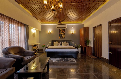 Siliguri Hotel | YKC FARMS AND VILLA