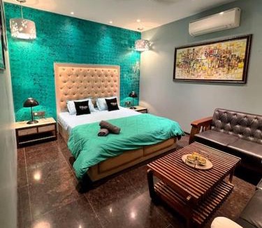 Kalyan Villa | Zio Asmara- Peacefull terrace settings, Pool, BBQ