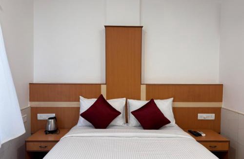 Murgesh Pallya Hotel | Zipp Lite - HAL Old Airport Road
