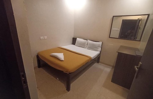 Triplicane Hotel | ZOLO Stays