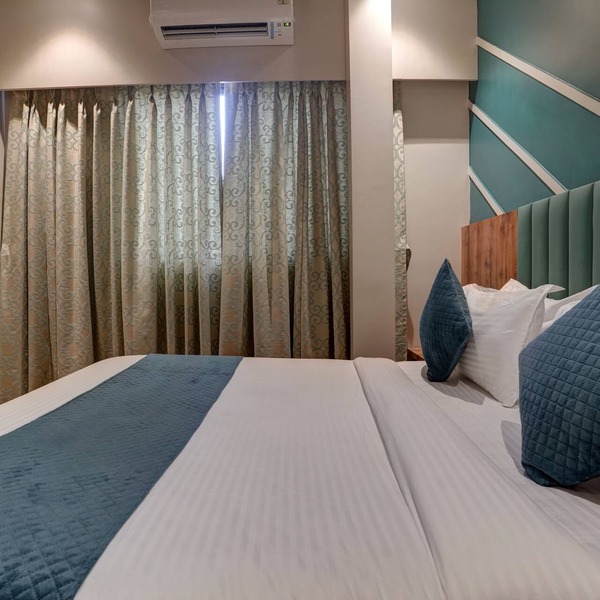 Starville Hotel