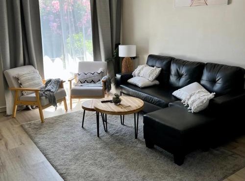 1 bed room - Cozy unit in Cheltenham