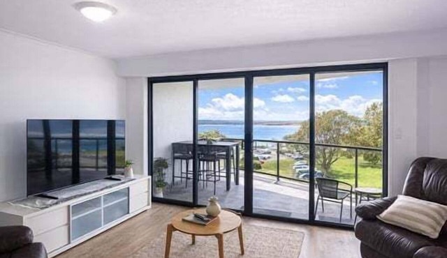 15 Ocean Isles, The Esplanade Maroochydore in Maroochydore