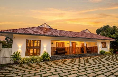 2 Bedroom Private Villa near the beach