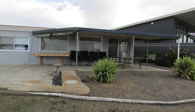 21-Positioned at the start of Black Point! Excellent sea views! Dog friendly! in Black Point