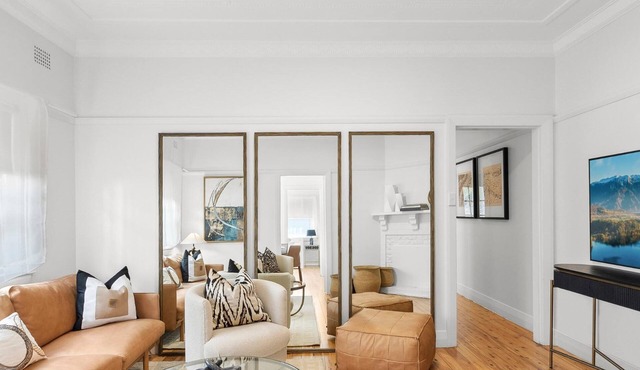 3 Bedroom Cottage - Near Cremorne Waters Edge! in Cremorne