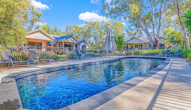 #3 Riverspa - Riverfront apartment overlooking the Murray in Moama