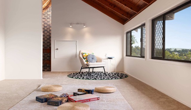 3BR The Vintage Loft, Unique Charm &Modern Comfort in Springwood