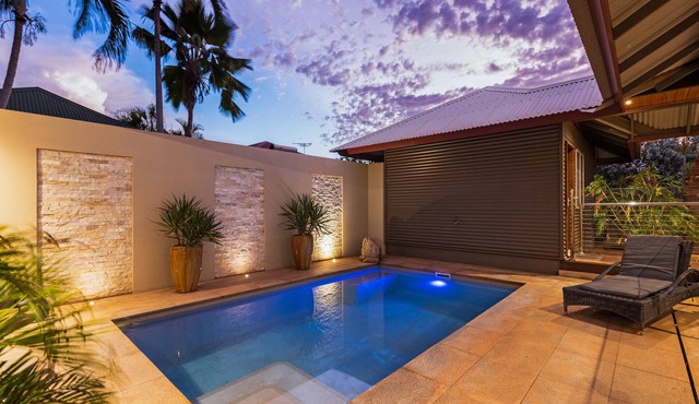 5 Bedroom 3 Bathroom Luxury House with Pool in Cable Beach