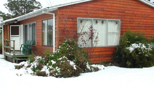 AAA Granary Accomm -Rose 4 bedroom Cottage in Promised Land