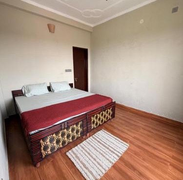 Aahista Stays- Mountain view homestay in Bīr