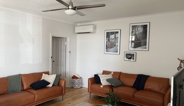 Absolute Beachfront - simply enjoy in Henley Beach