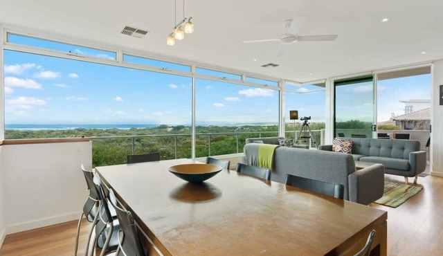 Absolute Luxury Beachfront - Middleton in Middleton