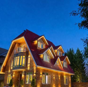 Al Jalal Resort in Srinagar