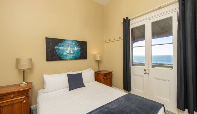 Anchorage Seafront Hotel in Victor Harbor