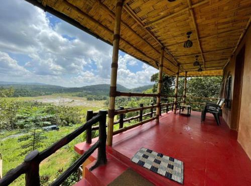 Angels Nest Home stay plantation Mountain area balconey SunRice view Nearby Ngarhole wild life , Tholpetty wild life , Pakshipathalam Bird santuary , Kuruva island # Thirunelly & Thrissilery Temple Near by Secure Stay Wayanad Kerala