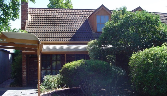 API 1 - 8 Berry St Moama in Moama