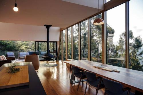 Apollo Bay House in Woodbridge
