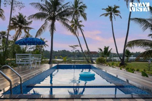 Aqua Vista by StayVista - 3BHK Pet-Friendly River-View Villa in Cochin