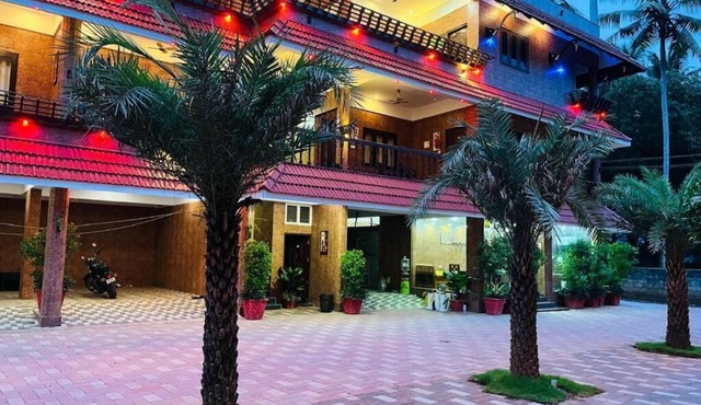 ARONIC beach hotel