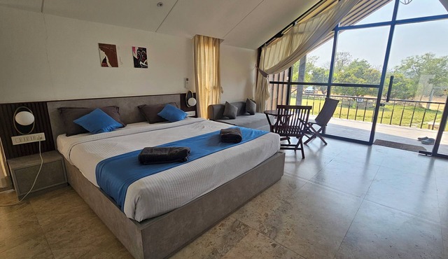 Aura Farms - Private Pool Cottages
