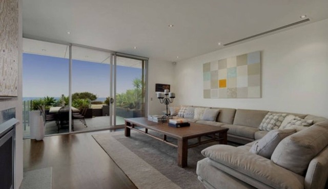 Beautiful apartment by the beach in brighton! in Brighton