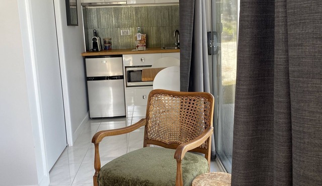Beautiful studio with ocean views. in Lulworth