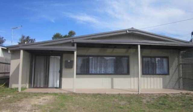 Bluewater beachfront gem in Golden Beach