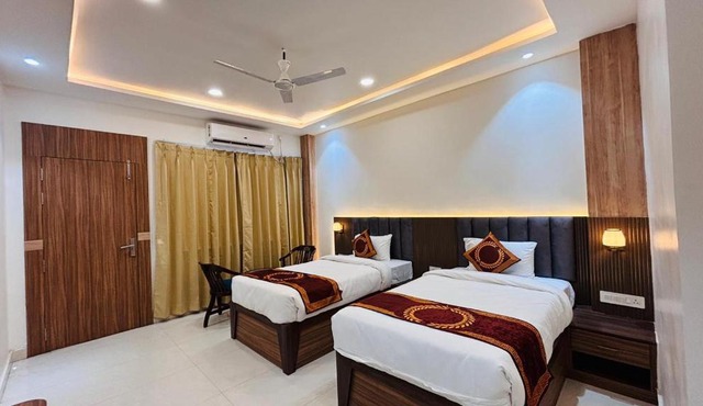 BNS Hotel & Resort in Sasarām
